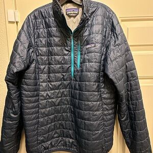 Patagonia Women's XL Jacket with Logo Patch